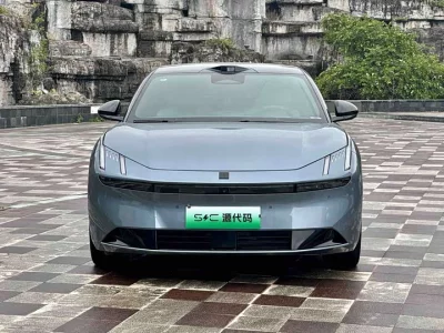 Lynk & Co Z10