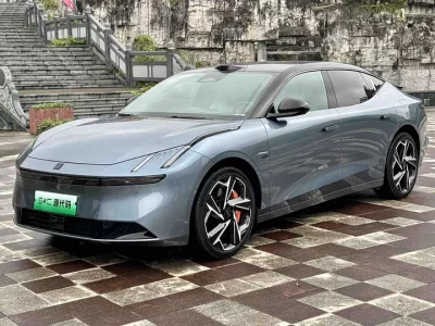 Lynk & Co Z10