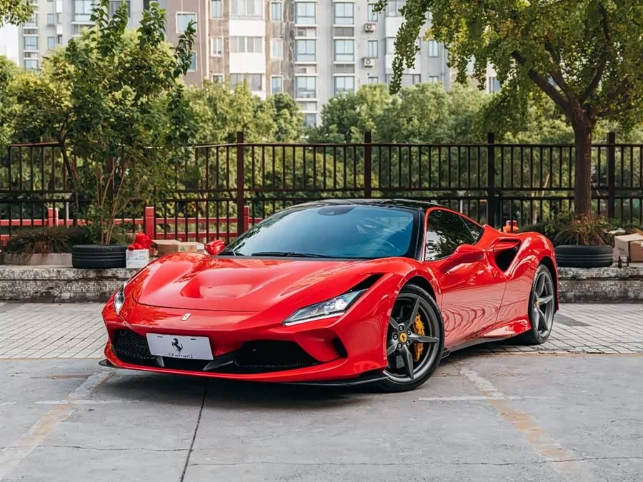 Ferrari F8