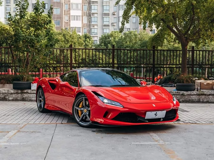 Ferrari F8