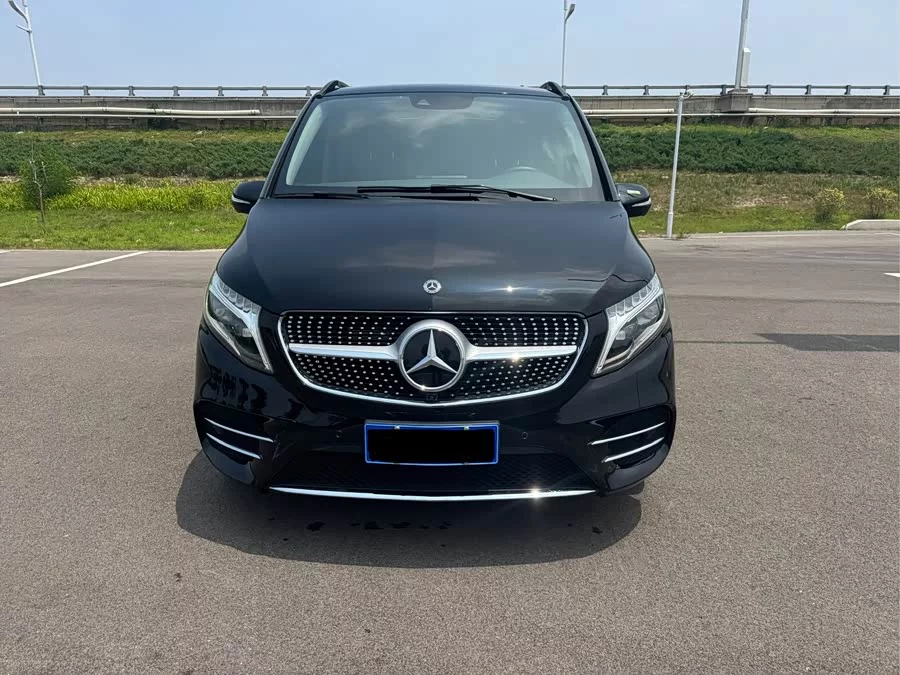 Mercedes Benz Class V