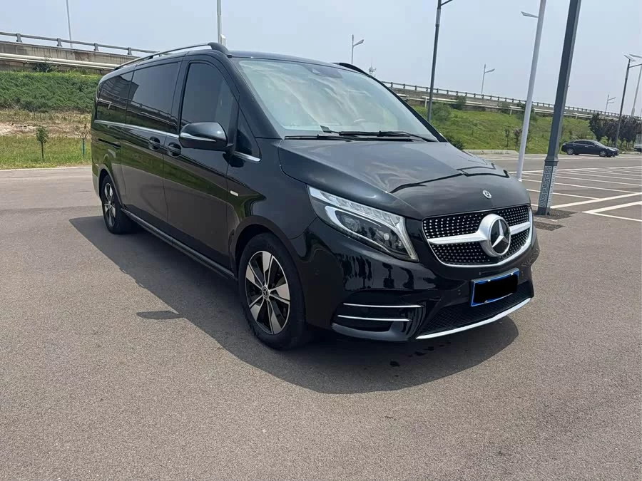 Mercedes Benz Class V