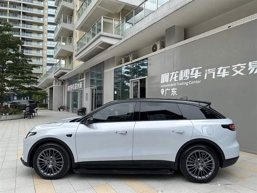 Leapmotor C11