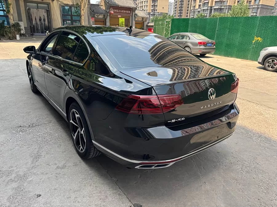 Volkswagen Magotan