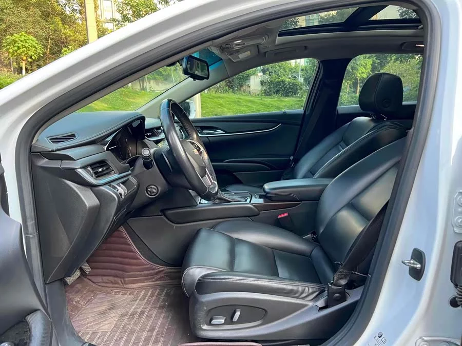 Cadillac XTS