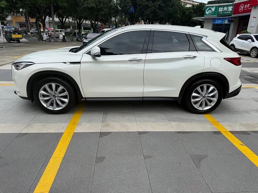 Infiniti QX50