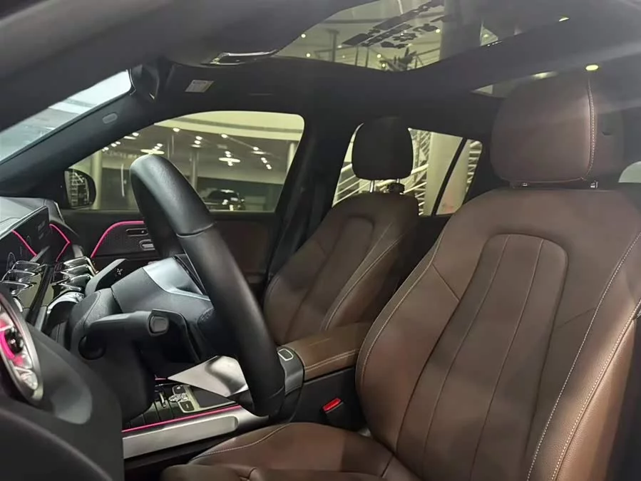 Mercedes Benz GLB