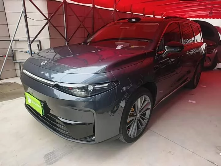 Leapmotor C16