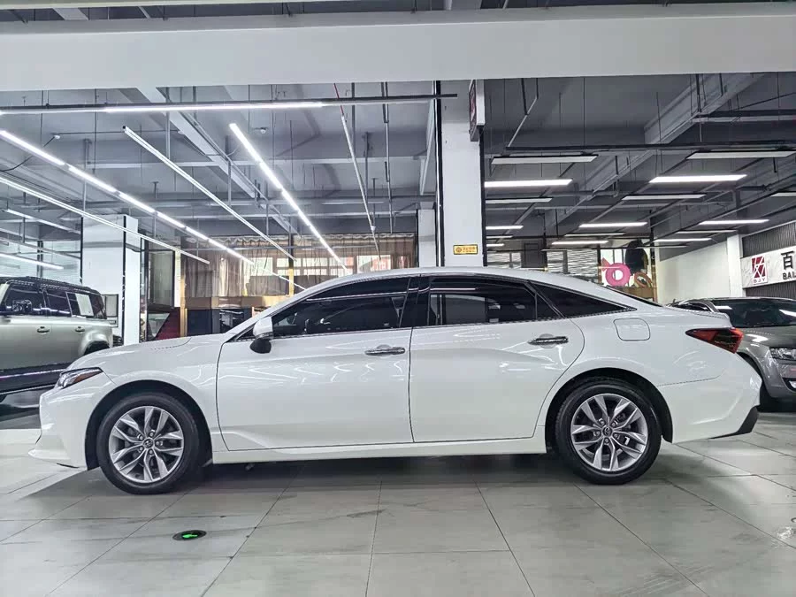 Toyota Avalon