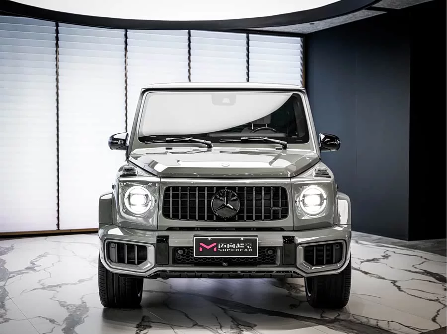 Mercedes Benz G-rated
