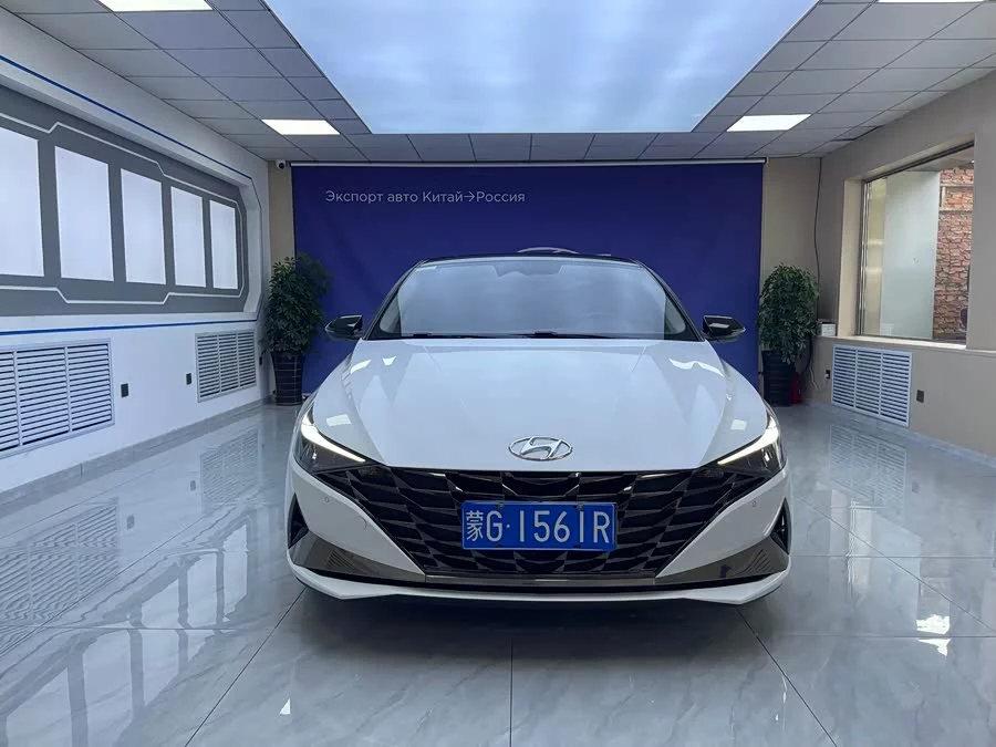 Hyundai Elantra