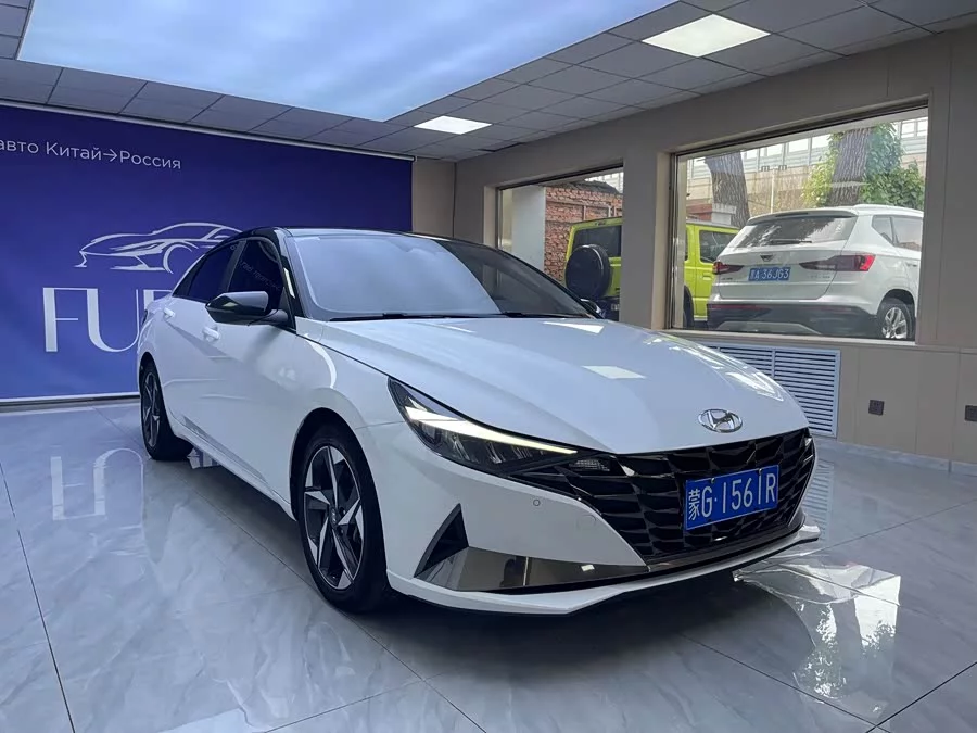 Hyundai Elantra