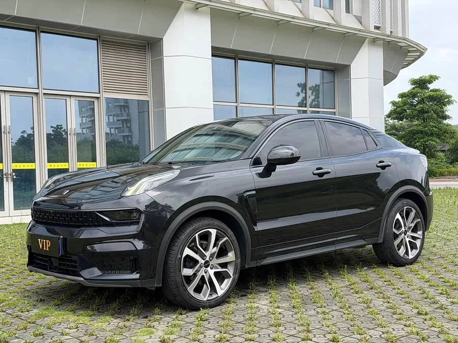 Lynk & Co 05