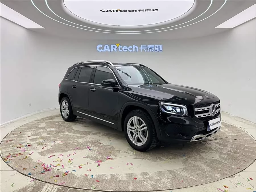 Mercedes Benz GLB