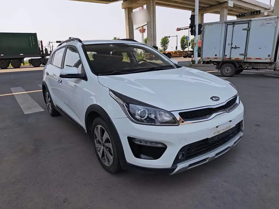 Kia KX CROSS