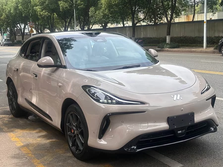 Zhiji LS6