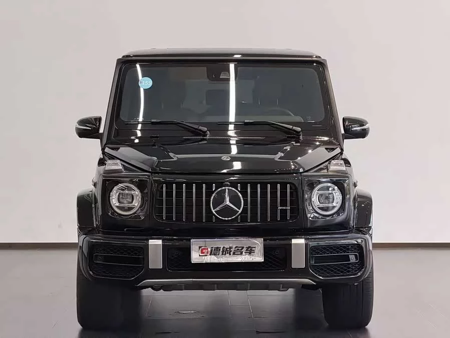 Mercedes Benz G-rated