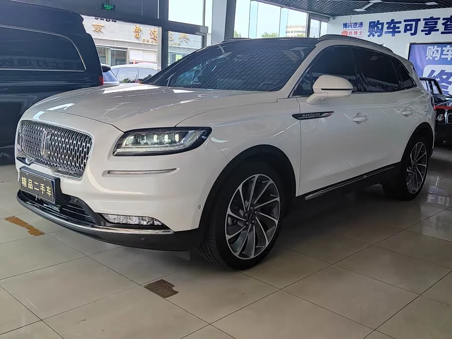 Lincoln Navigator