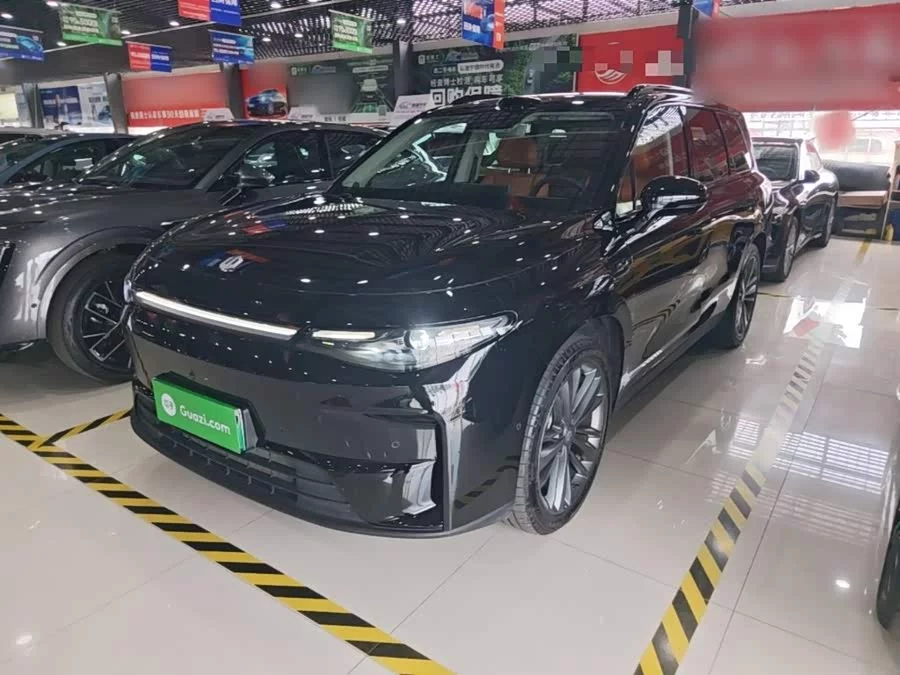 Leapmotor C16
