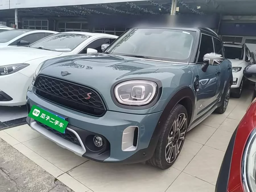 MINI COUNTRYMAN