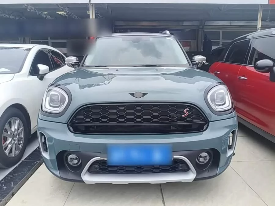 MINI COUNTRYMAN