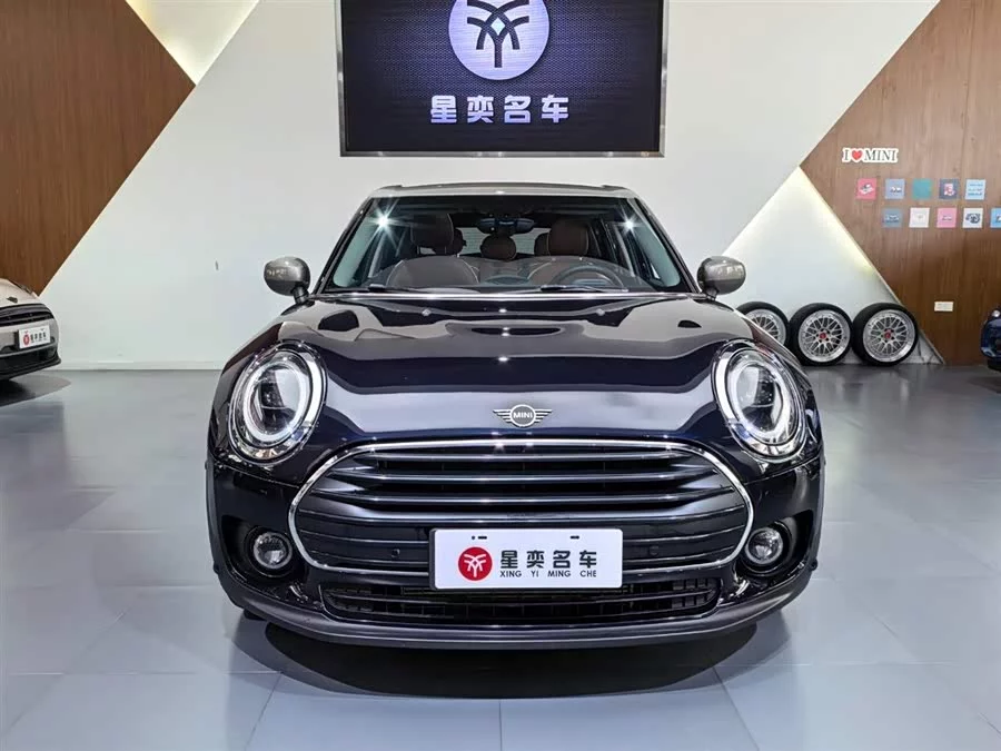 MINI CLUBMAN