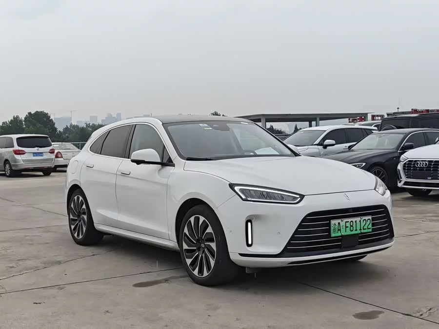 AITO Wenjie M5