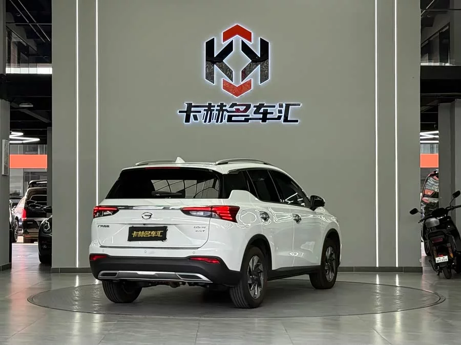 GAC Trumpchi GS4