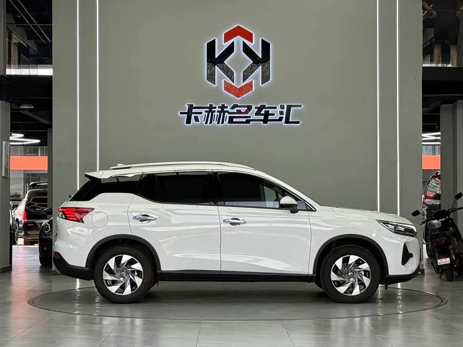 GAC Trumpchi GS4