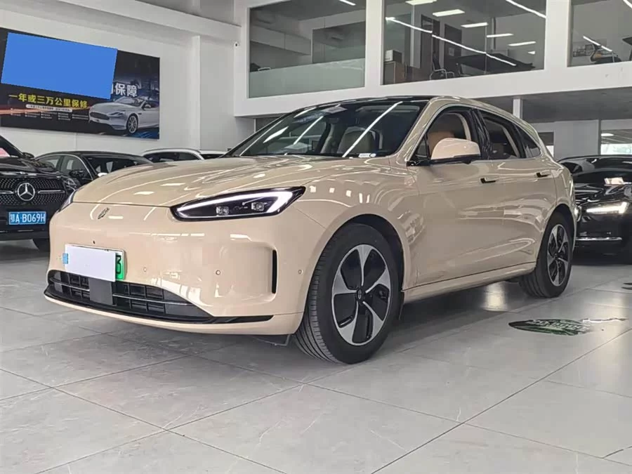 AITO Wenjie M5