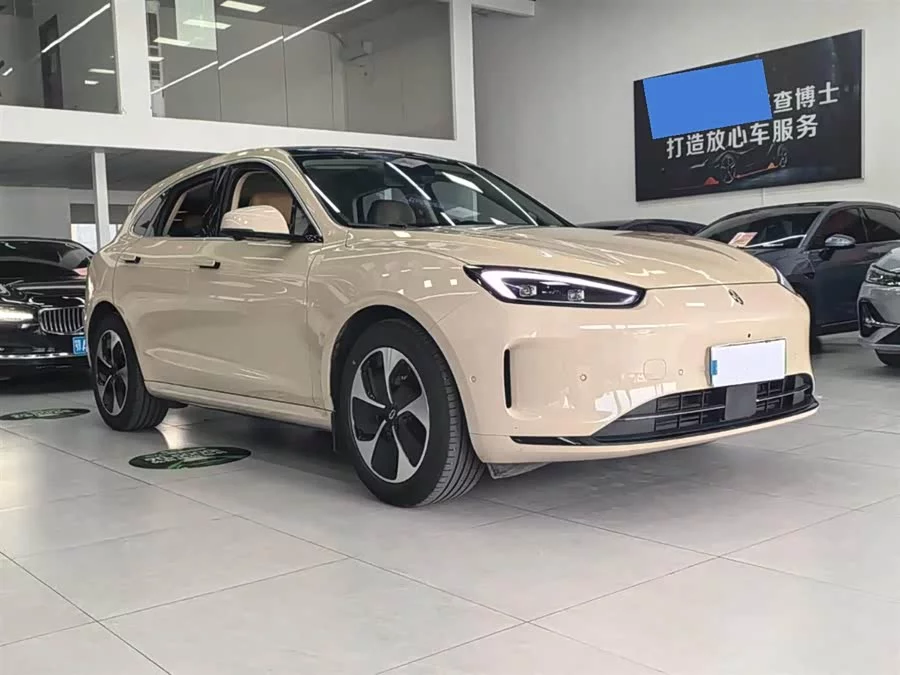 AITO Wenjie M5