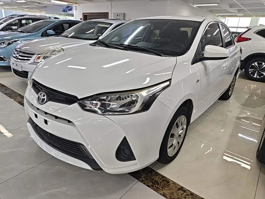 Toyota YARiS L Enjoy