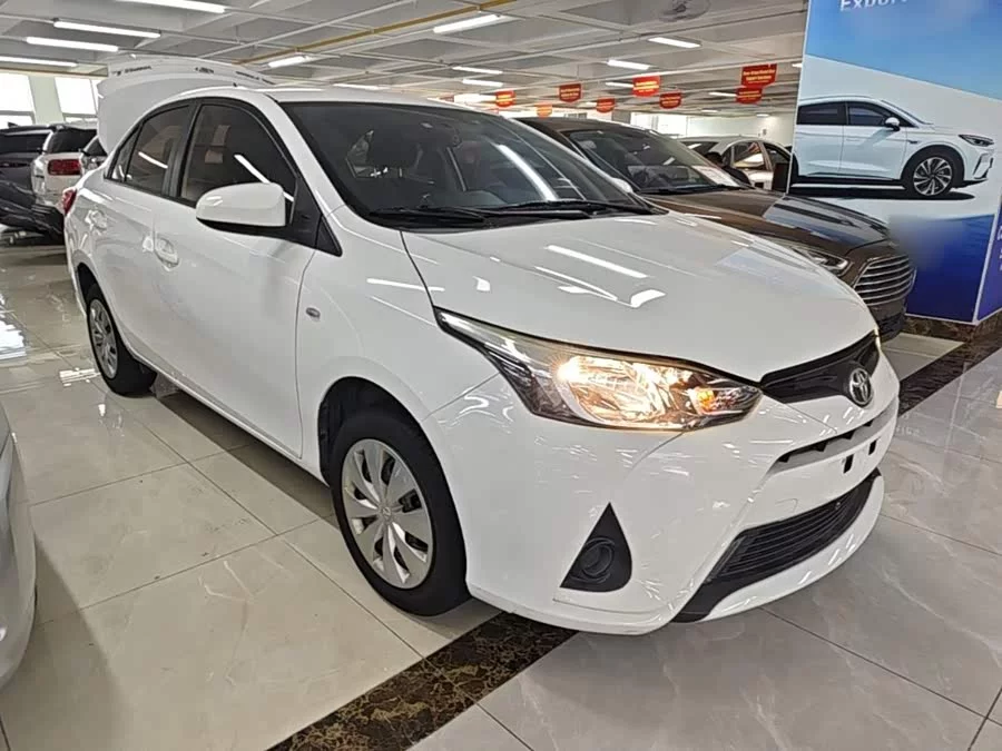 Toyota YARiS L Enjoy