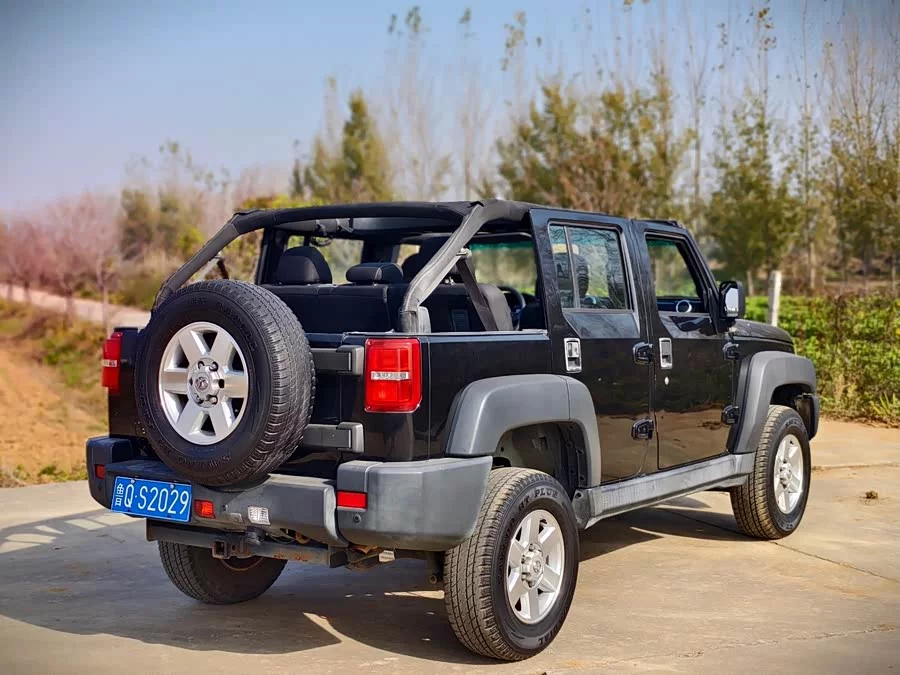 BAIC BJ40