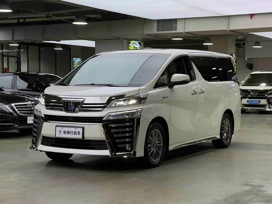 Toyota Crown Vellfire