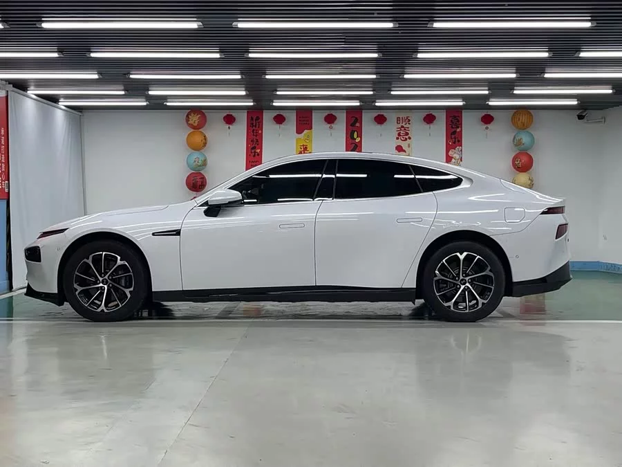 Xpeng P7