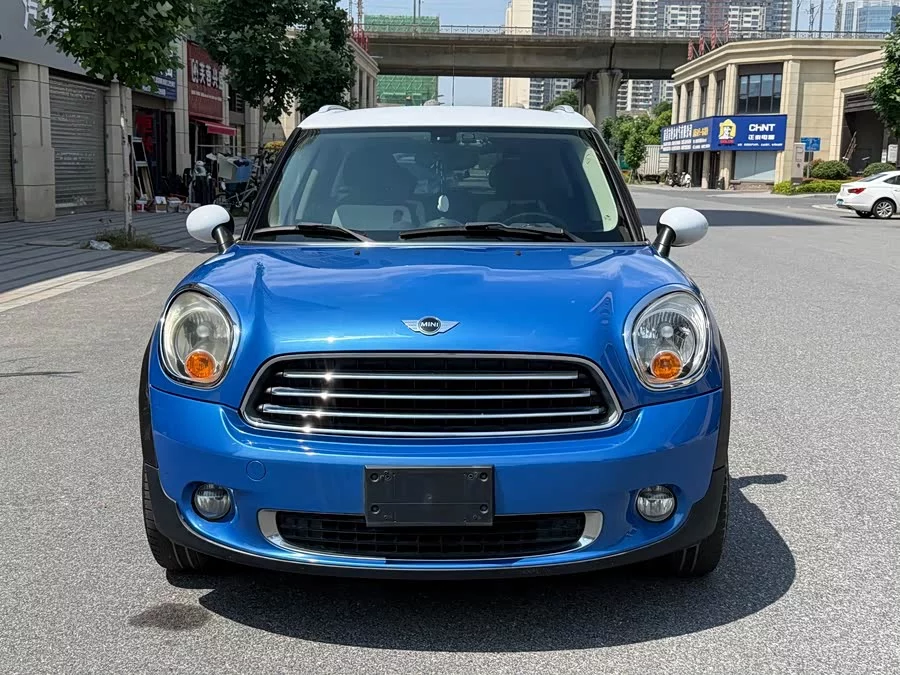 MINI COUNTRYMAN