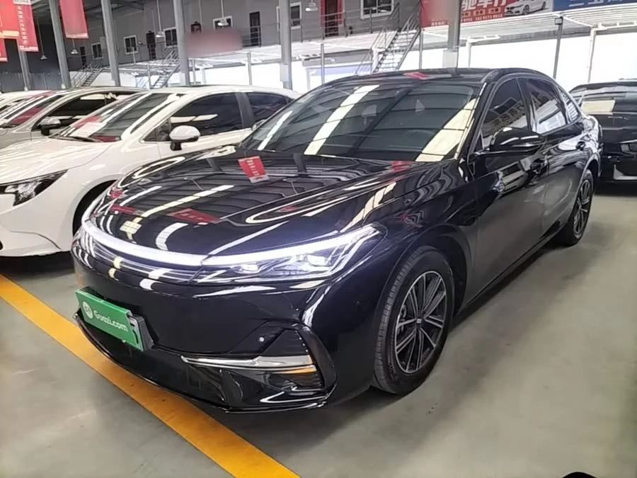 Geely Galaxy A7 EM