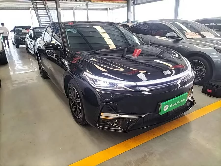 Geely Galaxy A7 EM