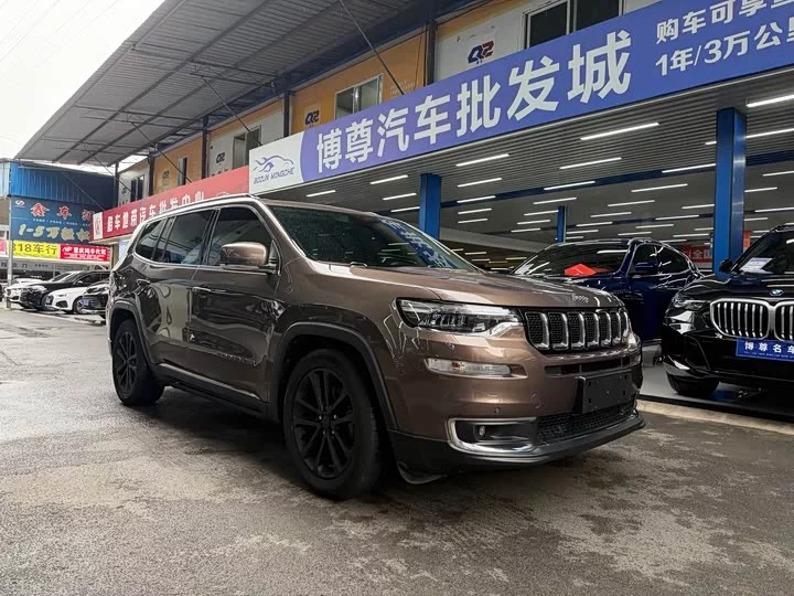 Jeep commander