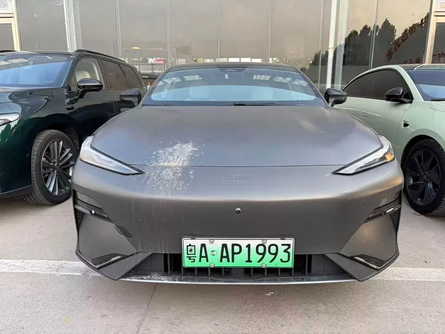 Geely Galaxy E8