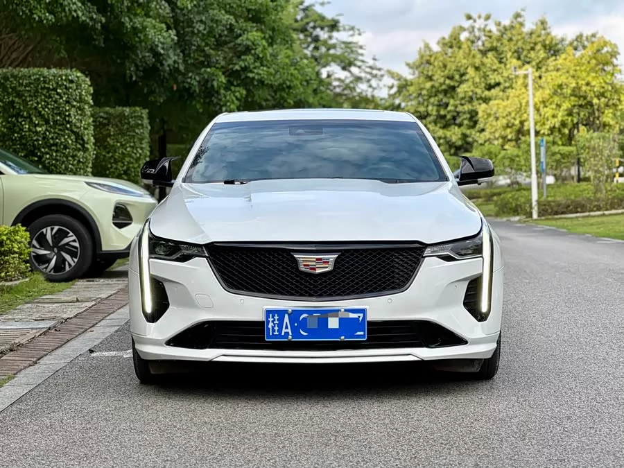 Cadillac CT4