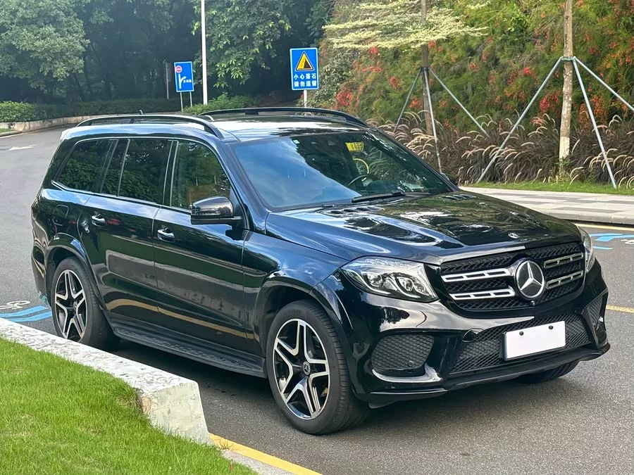 Mercedes Benz GLS