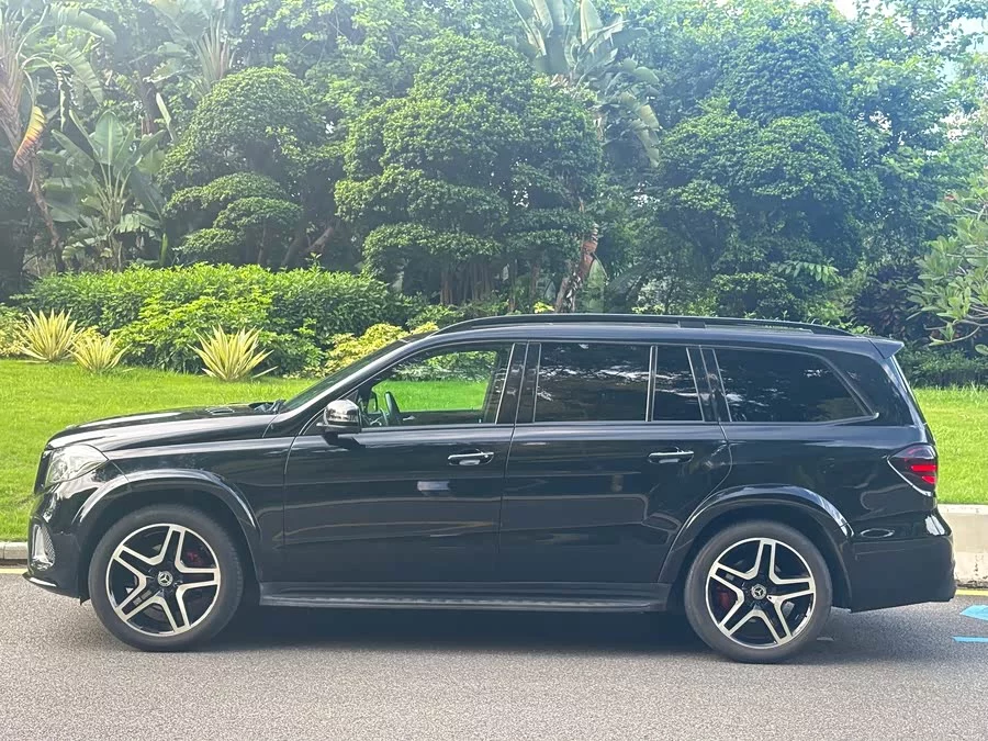 Mercedes Benz GLS