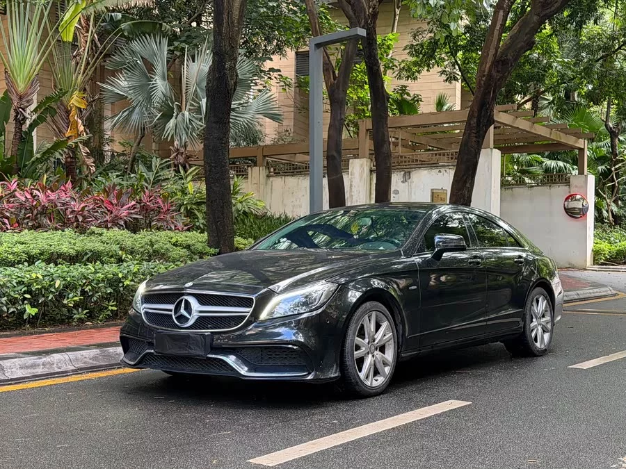 Mercedes Benz CLS