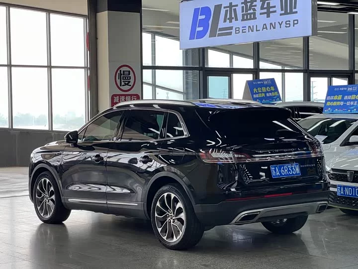 Lincoln navigator