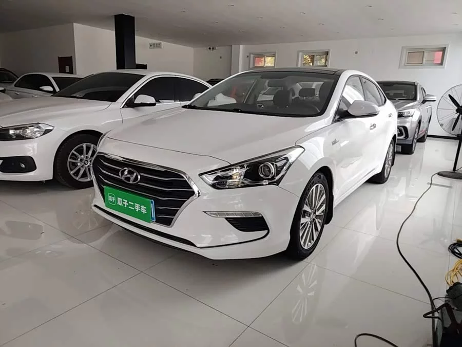 Hyundai Mistra