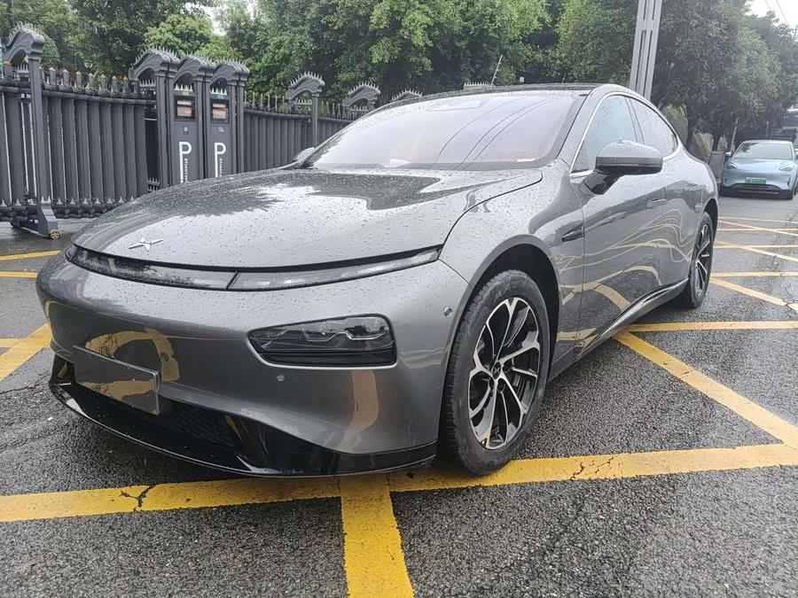 Xpeng P7