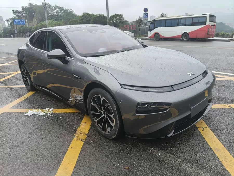 Xpeng P7