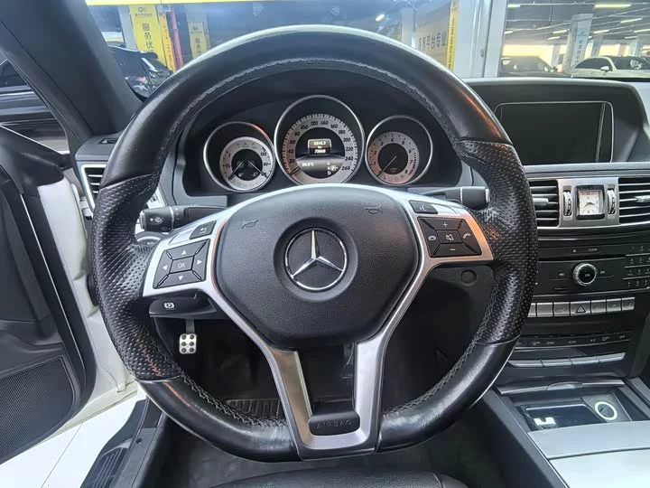 Mercedes-Benz Class E (imported)